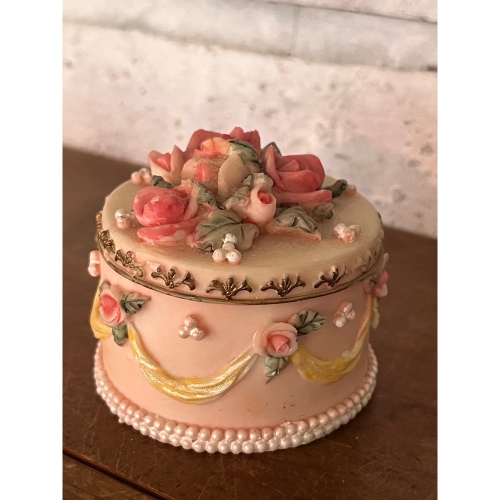 Vintage Resin Hand Painted Trinket Box Pink w Roses and Bows